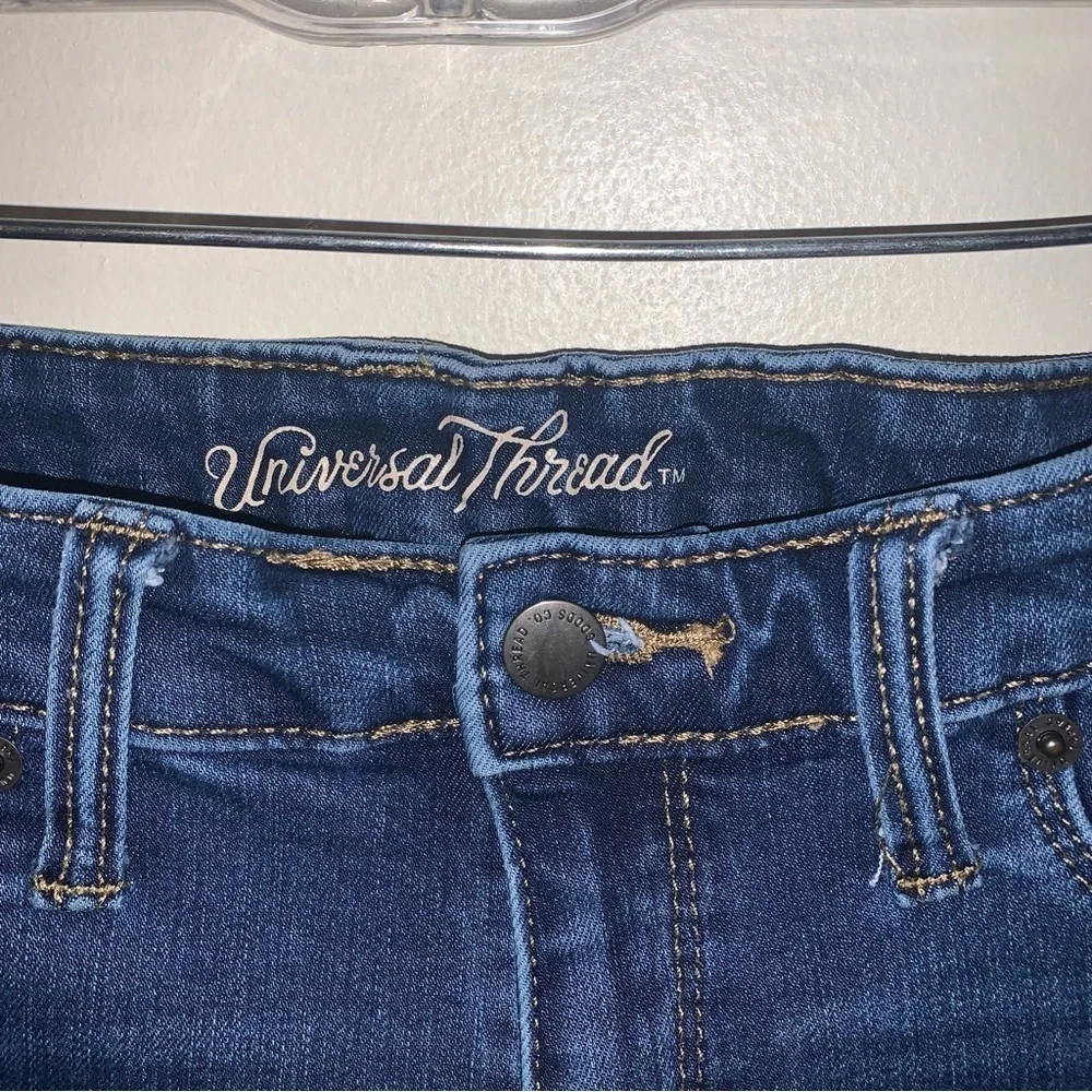 EUC Universal Thread Jeans